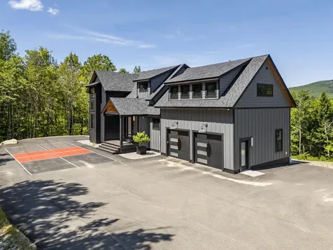 47 Tourmaline Way Newry ME 04261