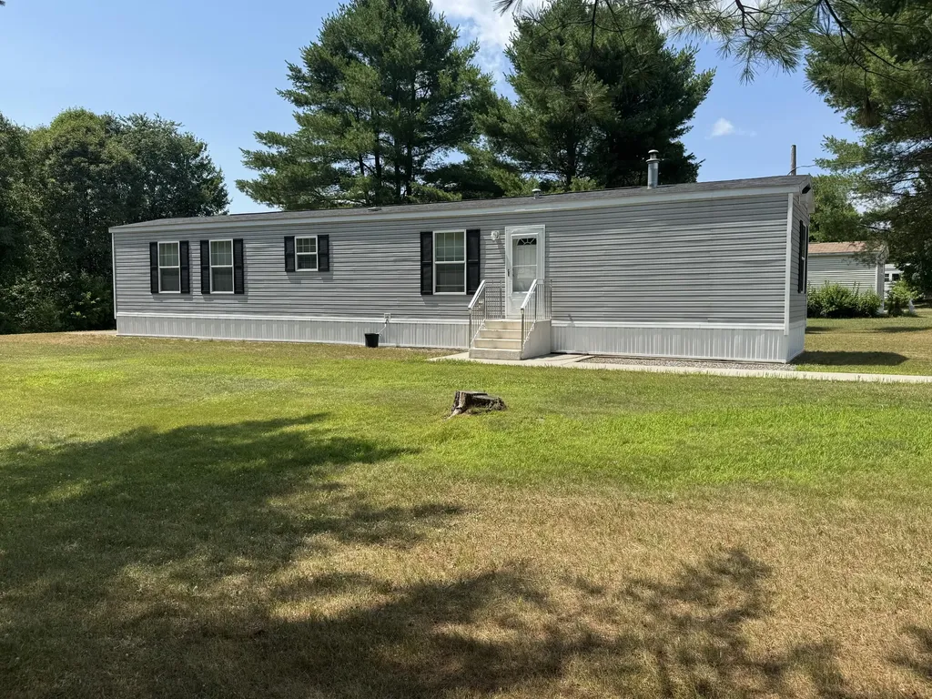 84 Pleasant Hill Road Limerick ME 04048