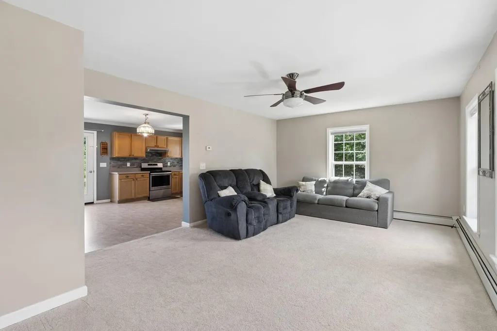 379 Waldoboro Road Friendship ME 04547