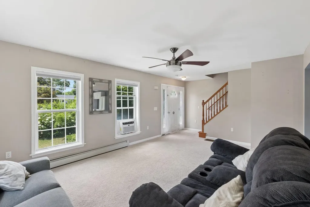 379 Waldoboro Road Friendship ME 04547
