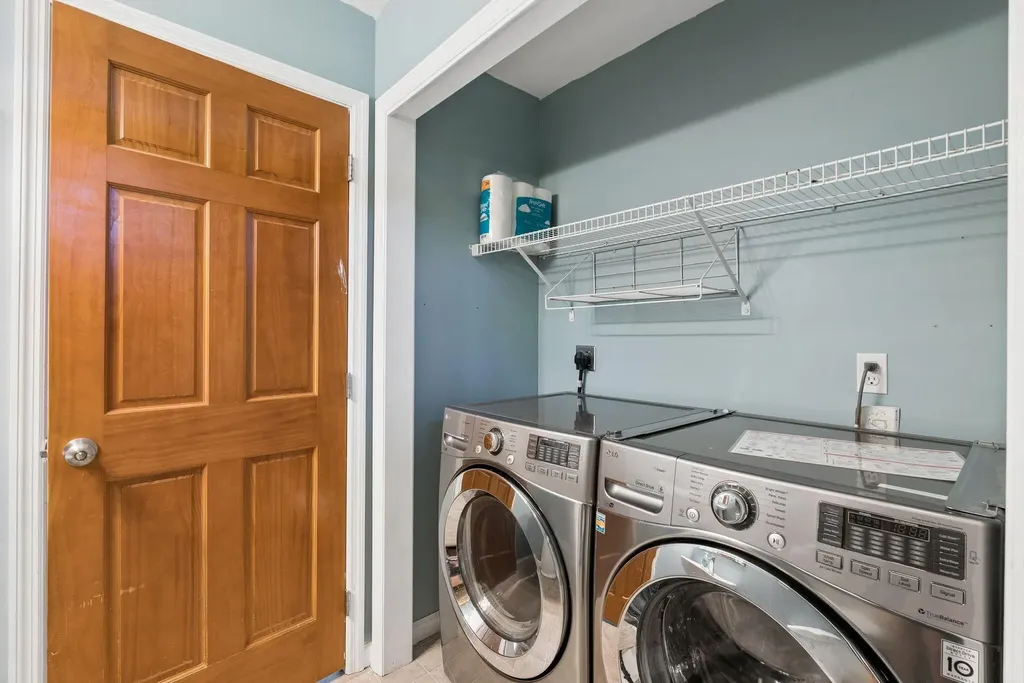 379 Waldoboro Road Friendship ME 04547