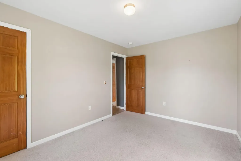 379 Waldoboro Road Friendship ME 04547