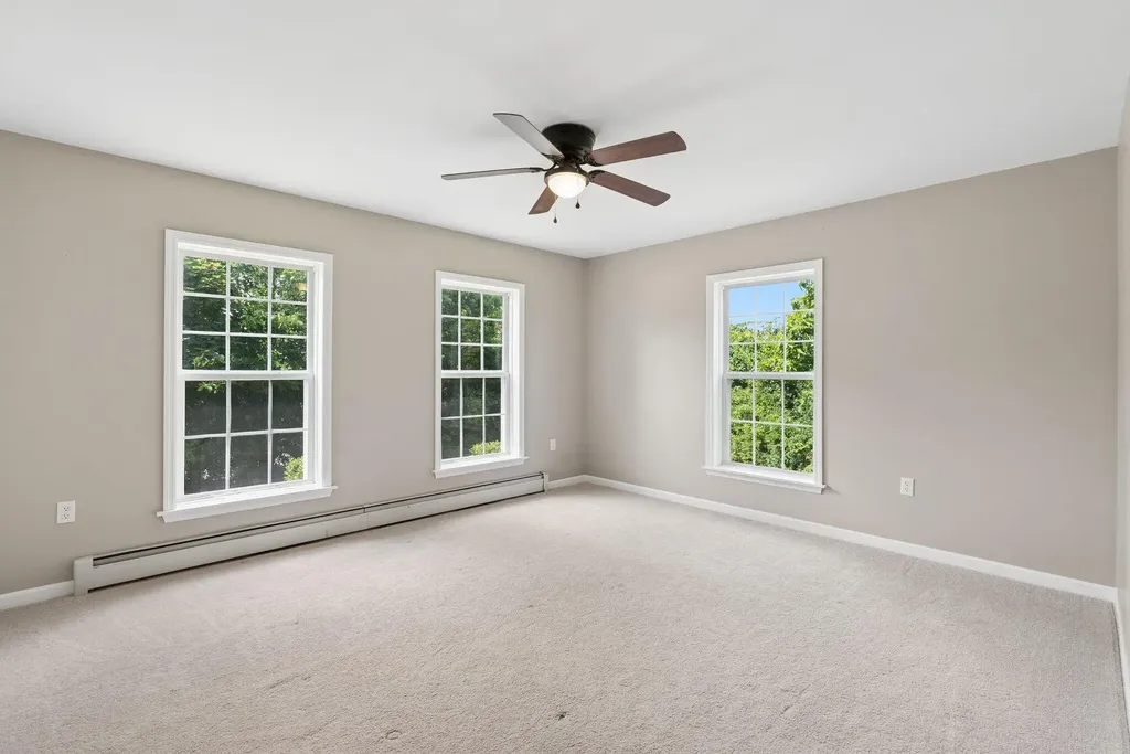379 Waldoboro Road Friendship ME 04547