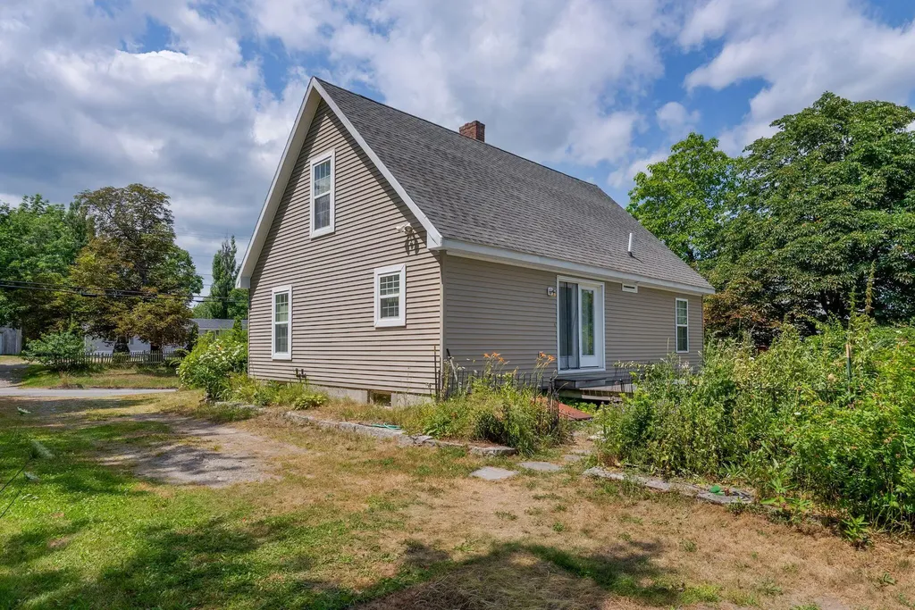 379 Waldoboro Road Friendship ME 04547