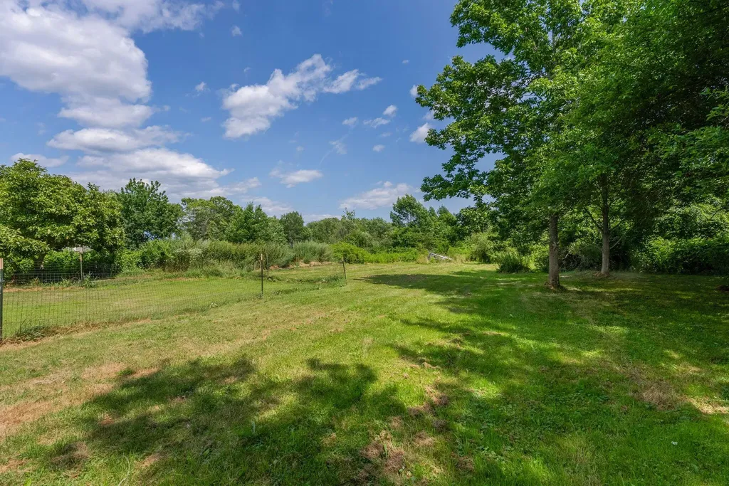 379 Waldoboro Road Friendship ME 04547