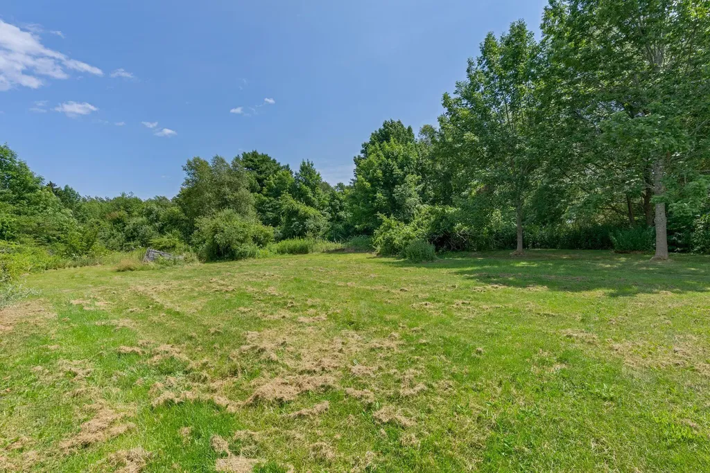 379 Waldoboro Road Friendship ME 04547