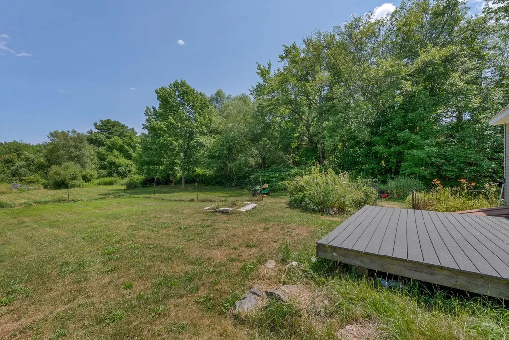379 Waldoboro Road Friendship ME 04547