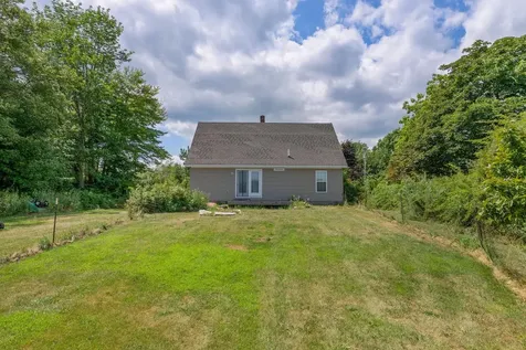 379 Waldoboro Road Friendship ME 04547