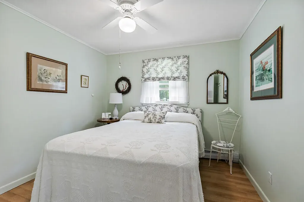 48 Sanford Road Augusta ME 04330