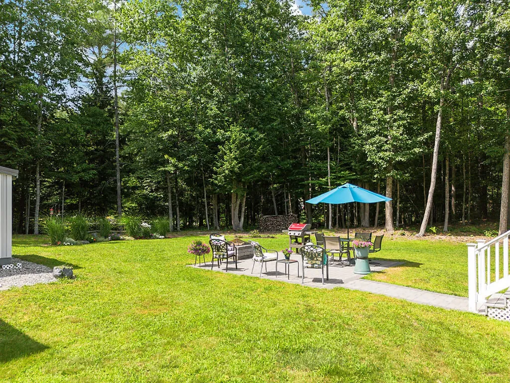 48 Sanford Road Augusta ME 04330