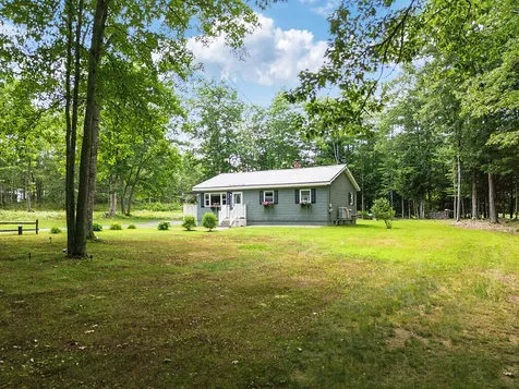48 Sanford Road Augusta ME 04330
