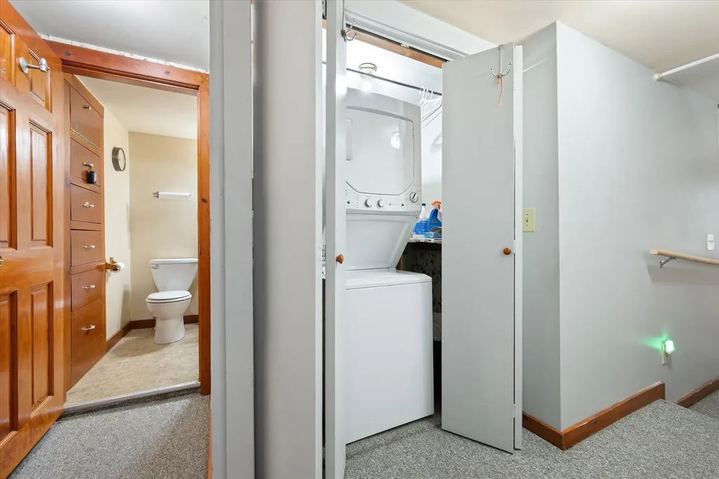80 Levenseller Road Eddington ME 04428