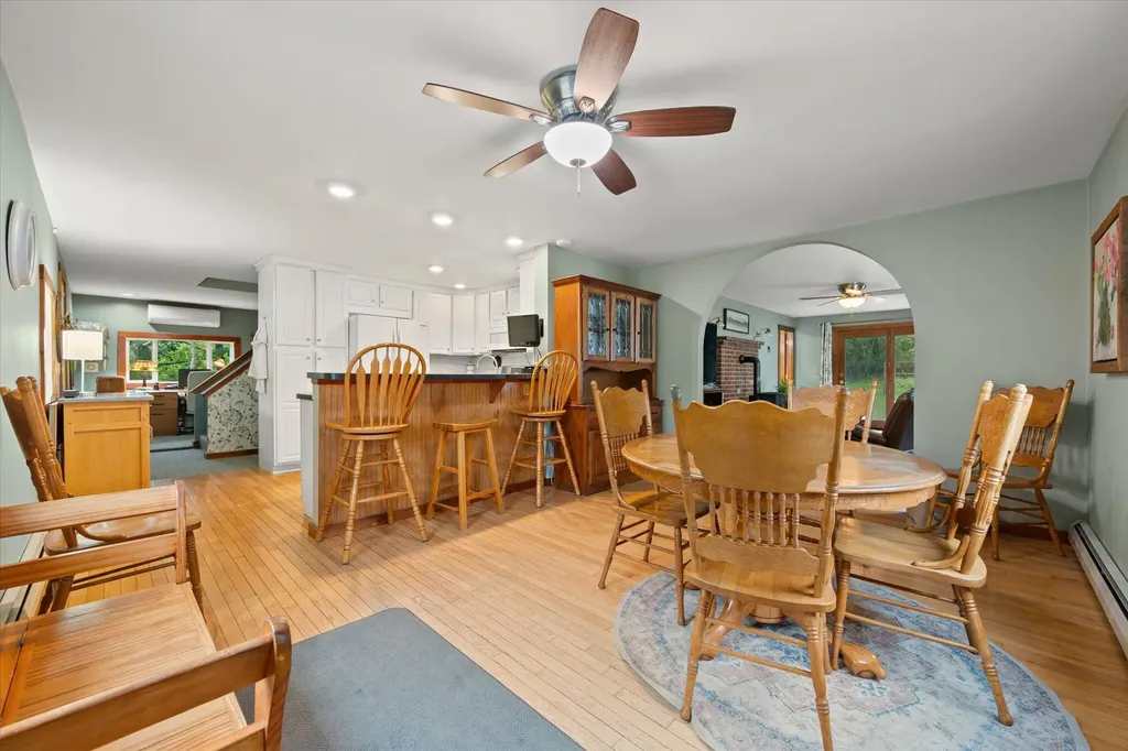 80 Levenseller Road Eddington ME 04428