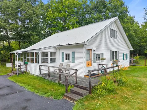 80 Levenseller Road Eddington ME 04428
