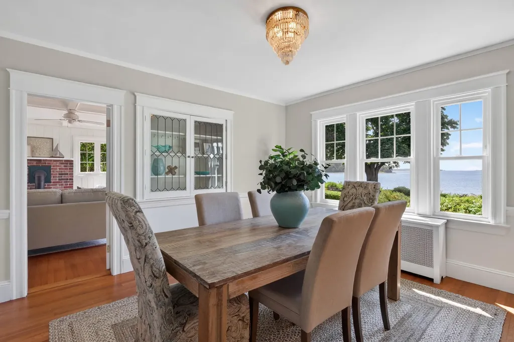 10 Bay Shore Drive Falmouth ME 04105