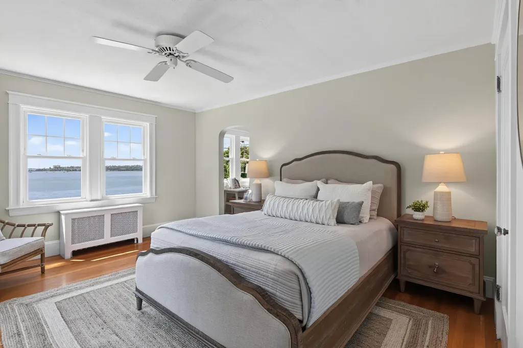10 Bay Shore Drive Falmouth ME 04105
