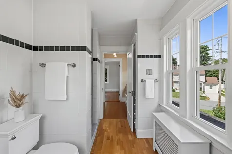 10 Bay Shore Drive Falmouth ME 04105