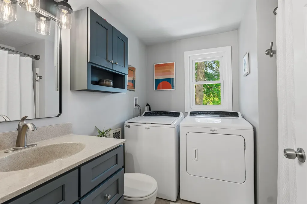 46 Pine Hill Drive Bath ME 04530