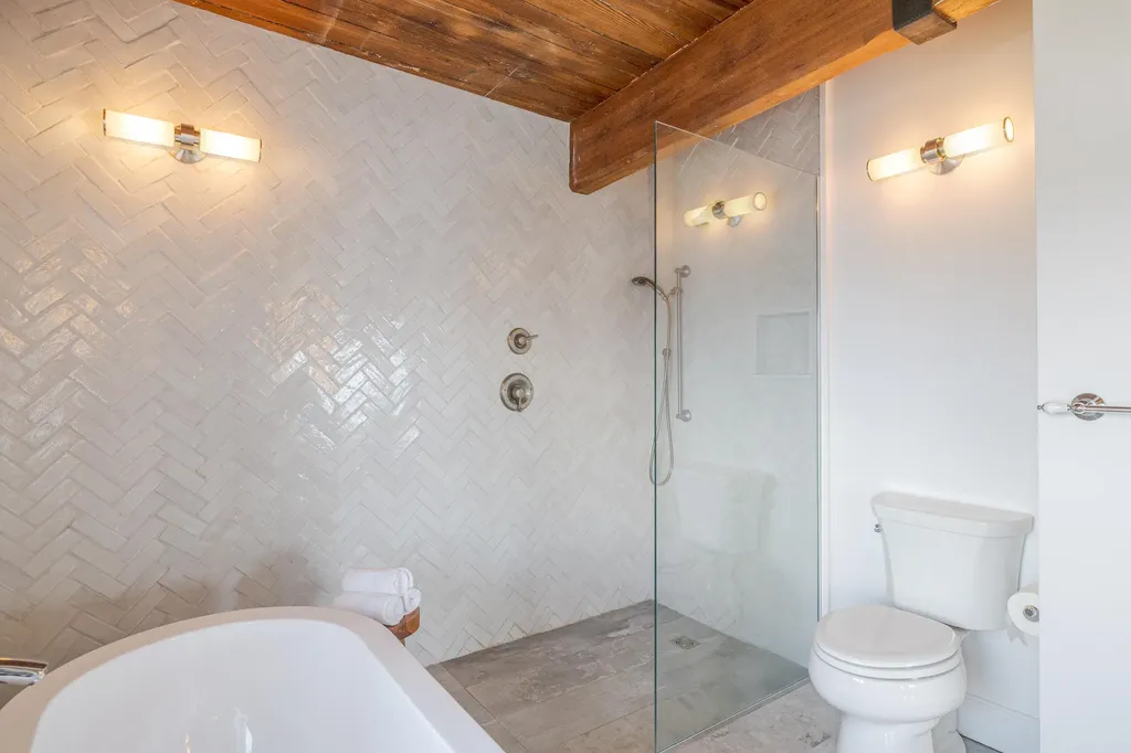 5 Granville Road Tremont ME 04653