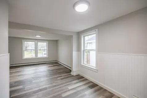 27 Flanders Street Auburn ME 04210