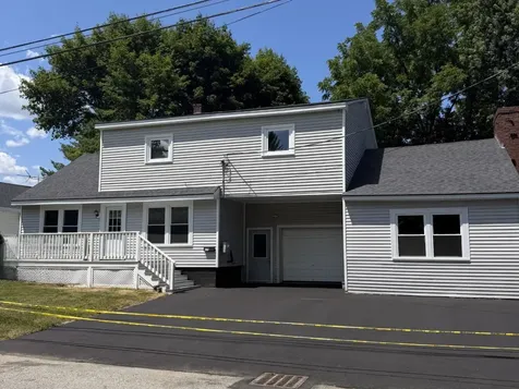 27 Flanders Street Auburn ME 04210