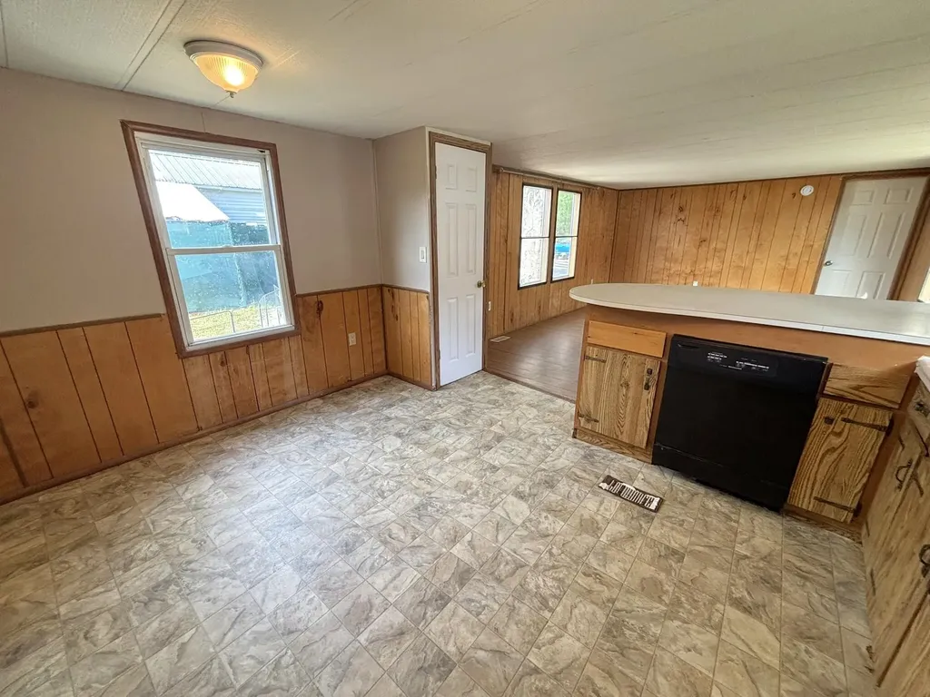 6 Mri Drive Skowhegan ME 04976