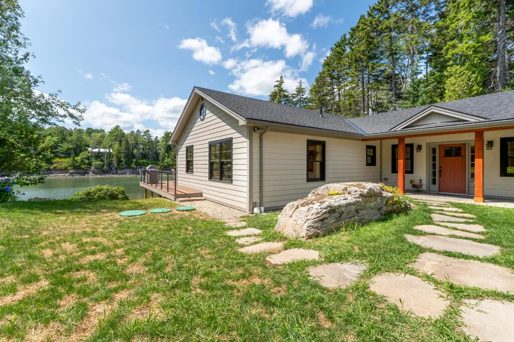 22 Little Crow Point Harpswell ME 04079