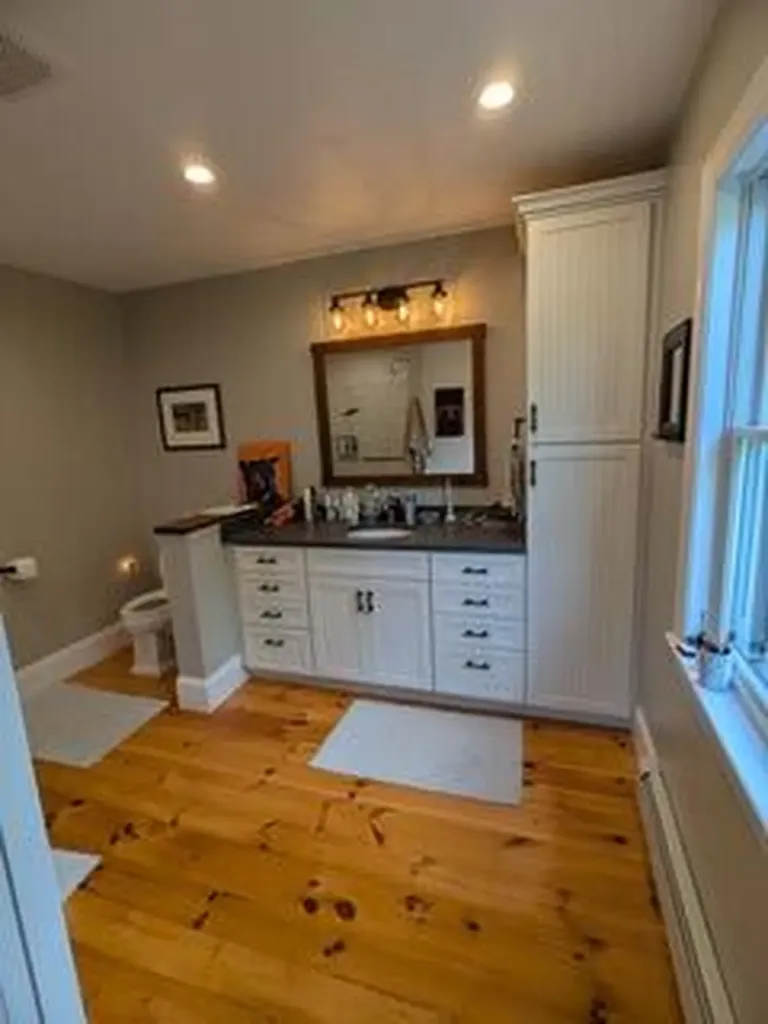 22 Little Crow Point Harpswell ME 04079