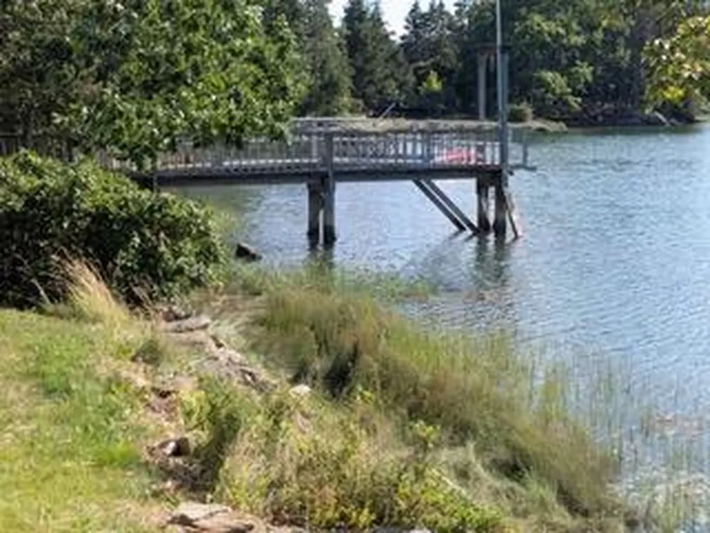 22 Little Crow Point Harpswell ME 04079