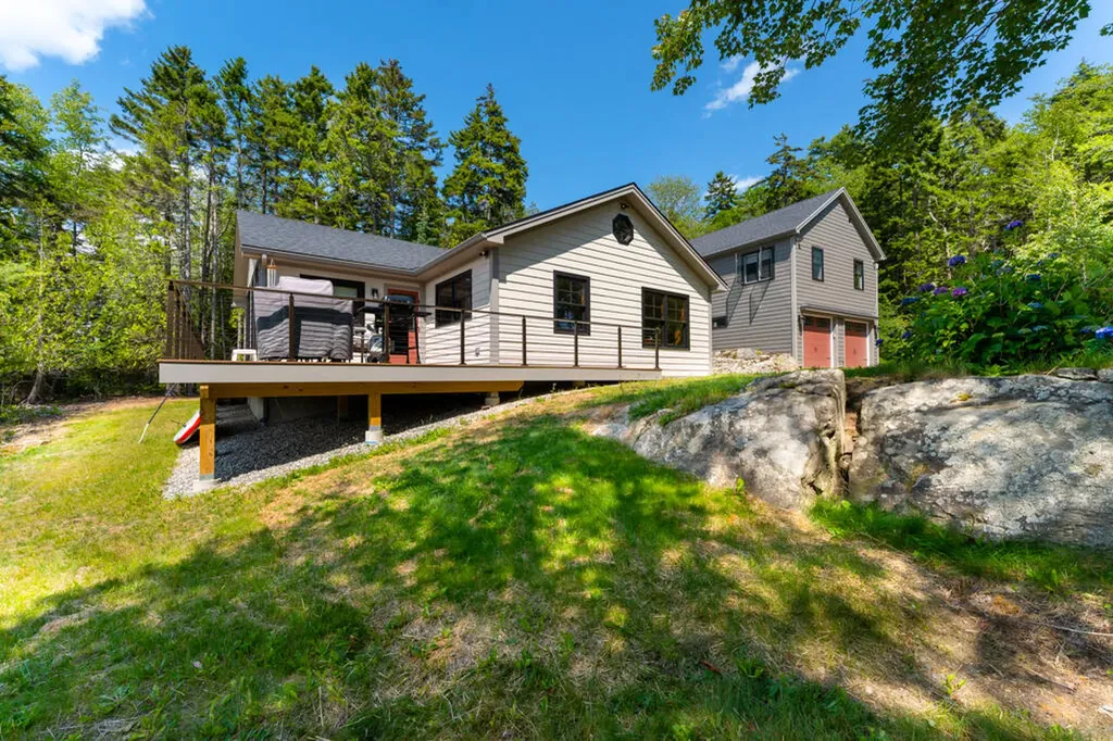22 Little Crow Point Harpswell ME 04079