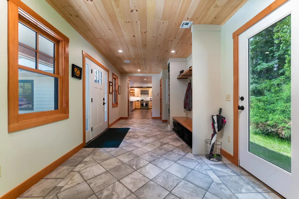 22 Little Crow Point Harpswell ME 04079