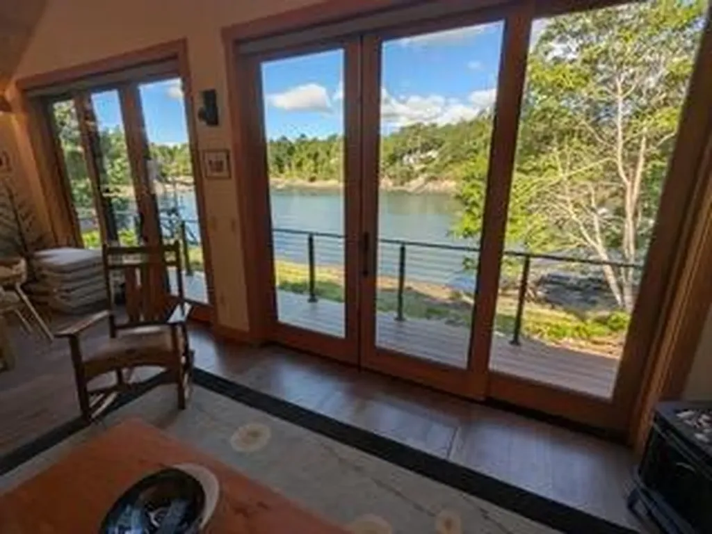 22 Little Crow Point Harpswell ME 04079