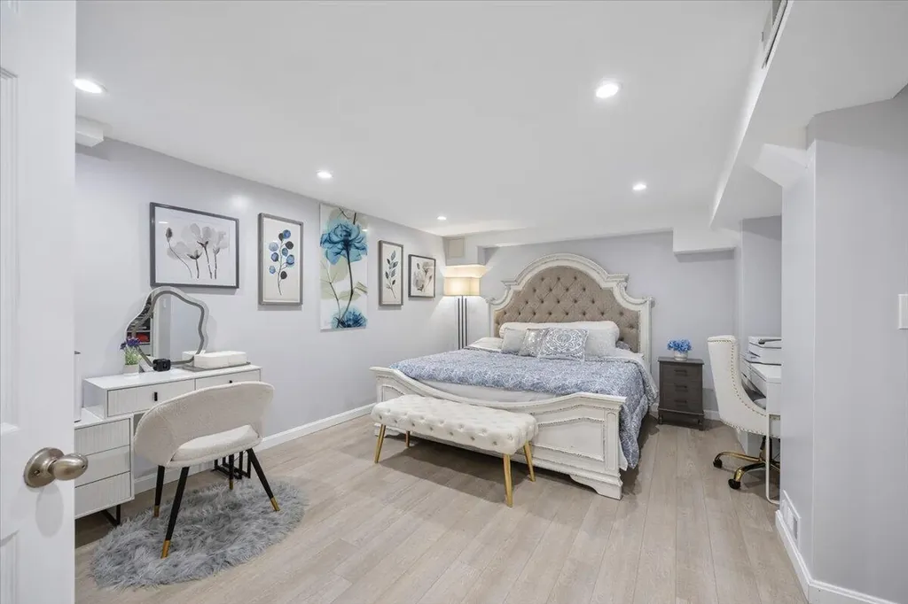 244 Payne Road Scarborough ME 04074
