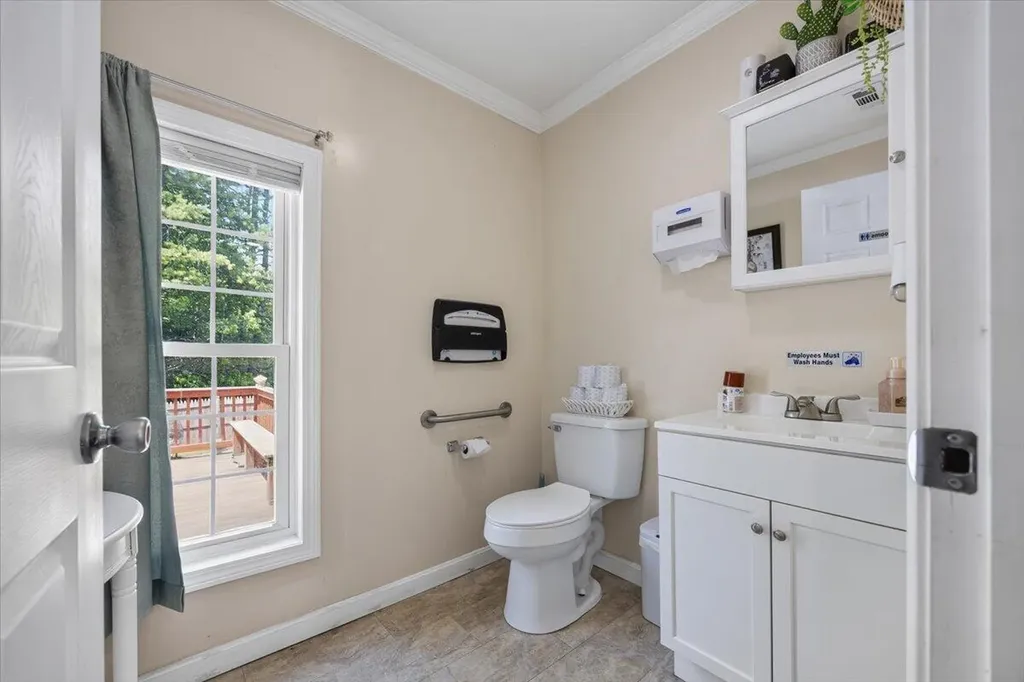 244 Payne Road Scarborough ME 04074