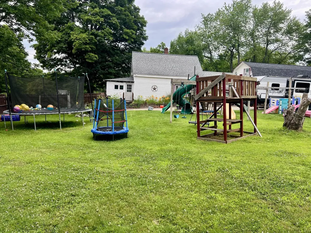 60 Us-1 Verona Island ME 04416