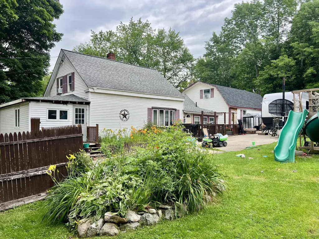 60 Us-1 Verona Island ME 04416
