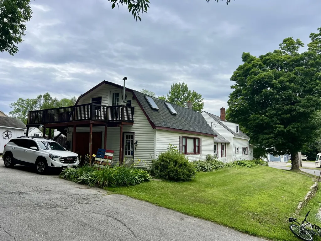 60 Us-1 Verona Island ME 04416