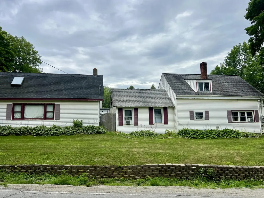 60 Us-1 Verona Island ME 04416