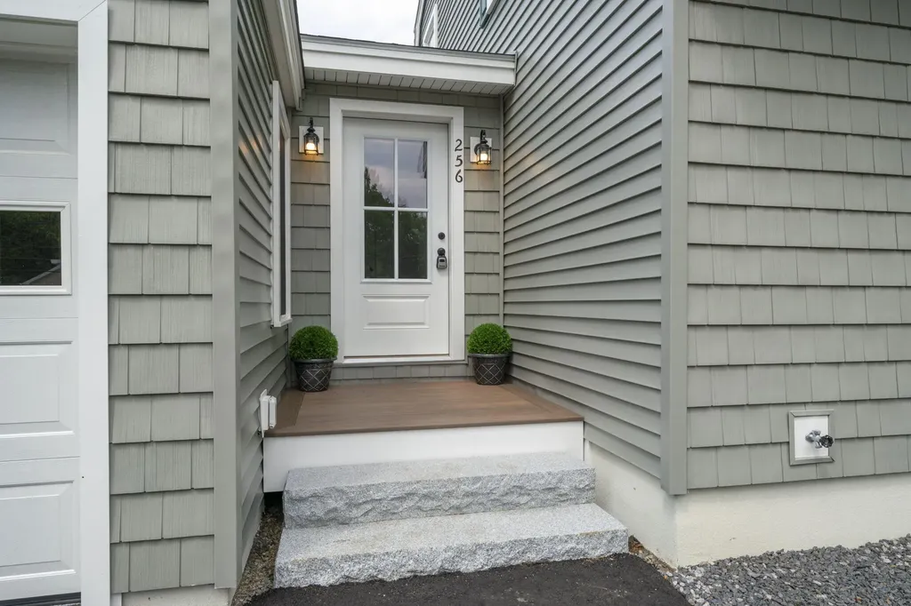 256 Berwick Road Ogunquit ME 03907