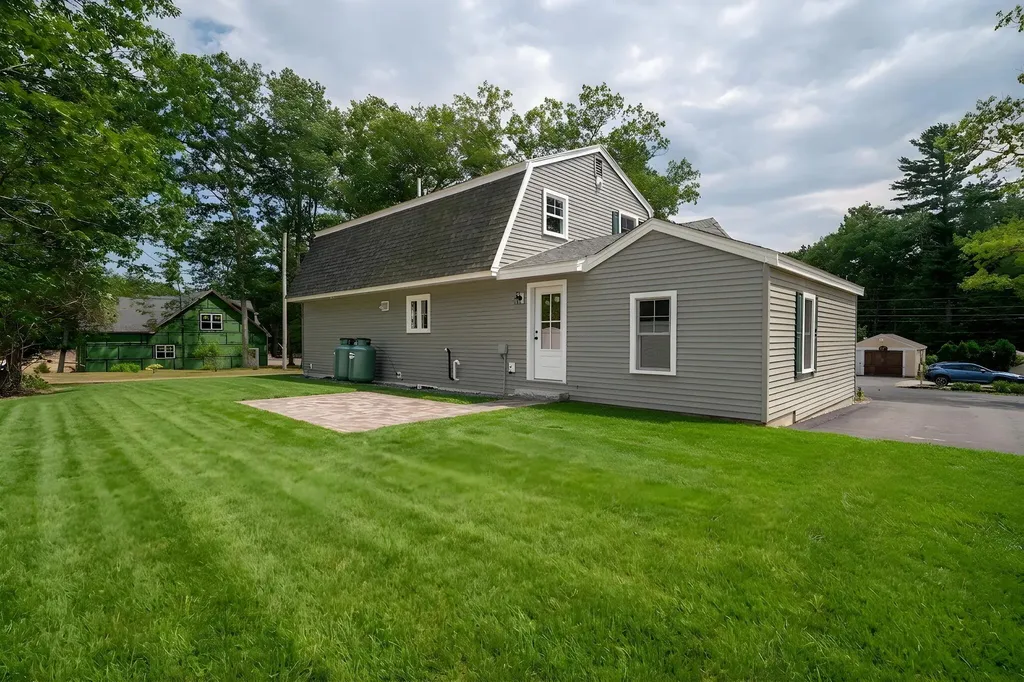 256 Berwick Road Ogunquit ME 03907
