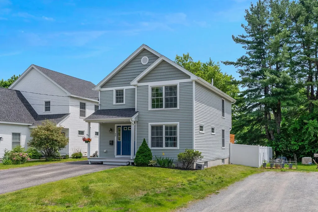 40 Thadeus Street South Portland ME 04106