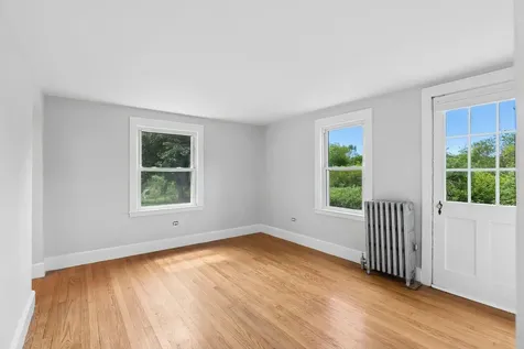19 Fairlawn Avenue Westbrook ME 04092