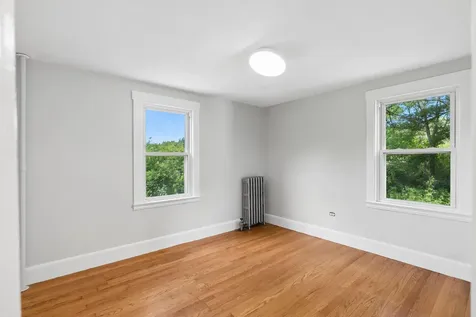 19 Fairlawn Avenue Westbrook ME 04092
