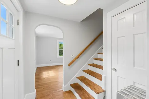 19 Fairlawn Avenue Westbrook ME 04092