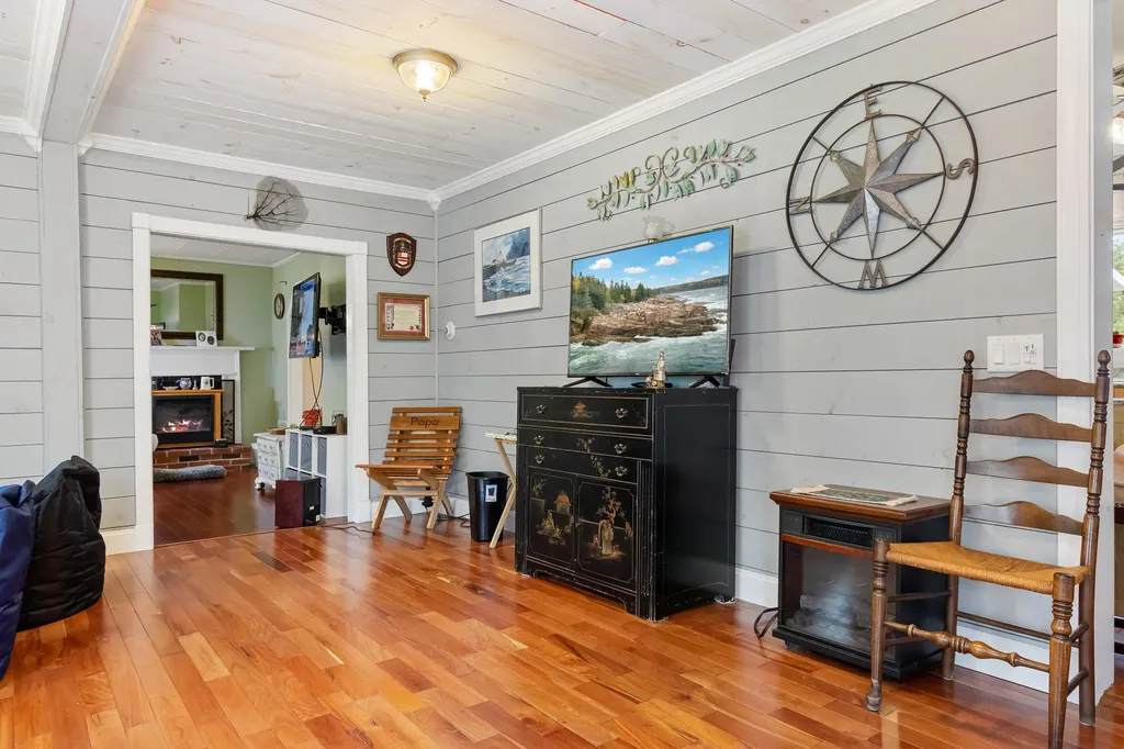 152 Spruce Head Road South Thomaston ME 04858
