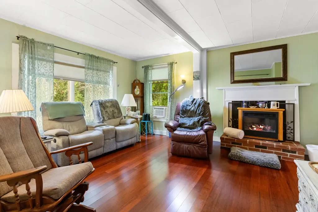 152 Spruce Head Road South Thomaston ME 04858