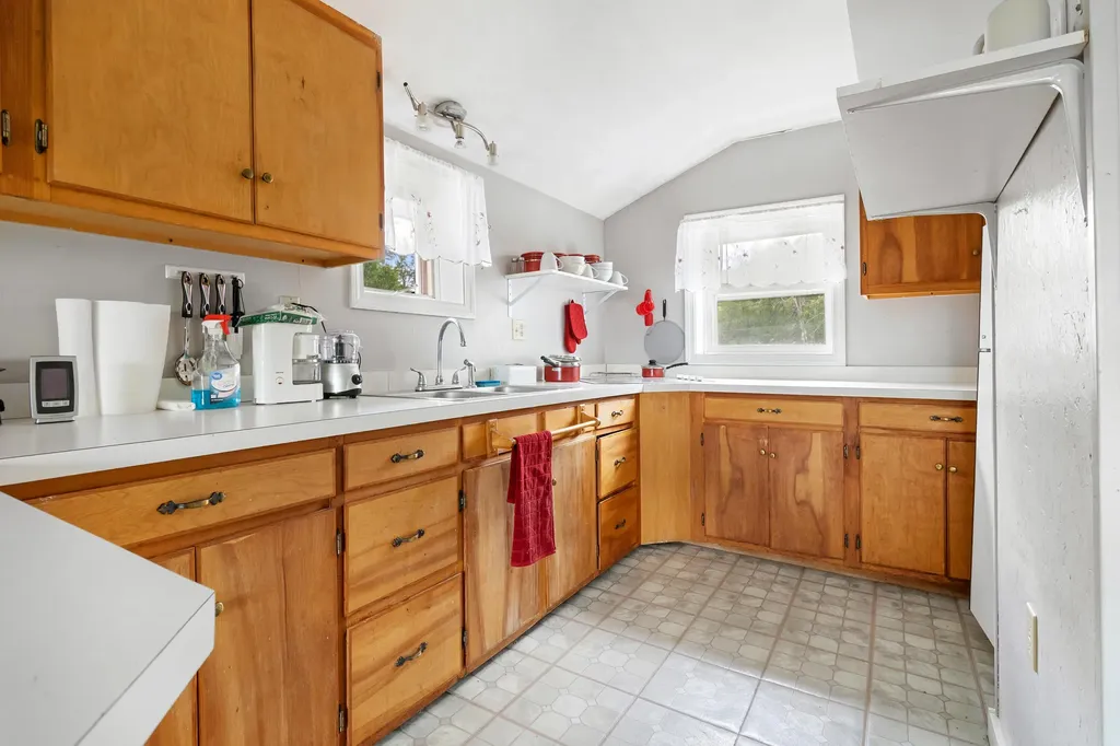 152 Spruce Head Road South Thomaston ME 04858