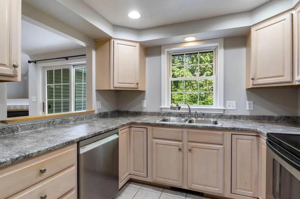 60 Shadagee Road Saco ME 04072