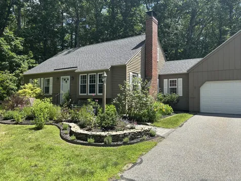 17 Wood Pond Lane Kennebunk ME 04043