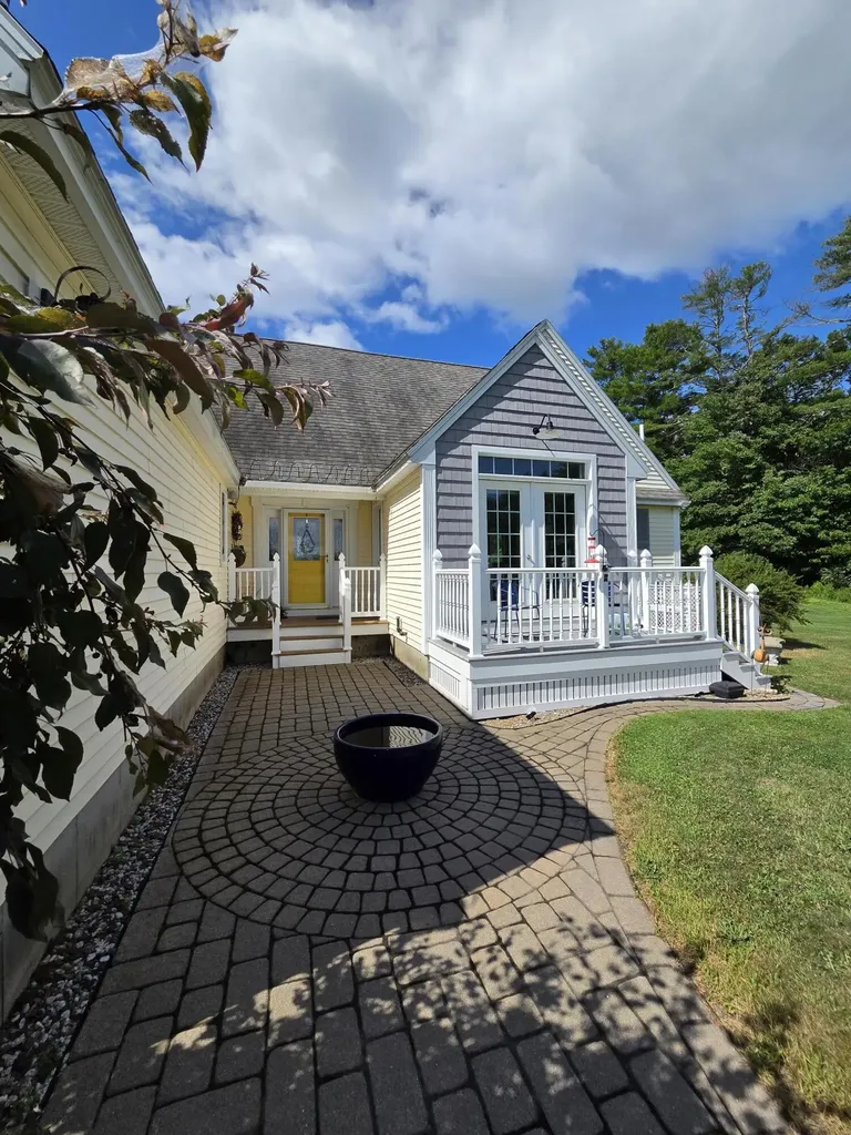 9 Swanton Drive Hollis ME 04042